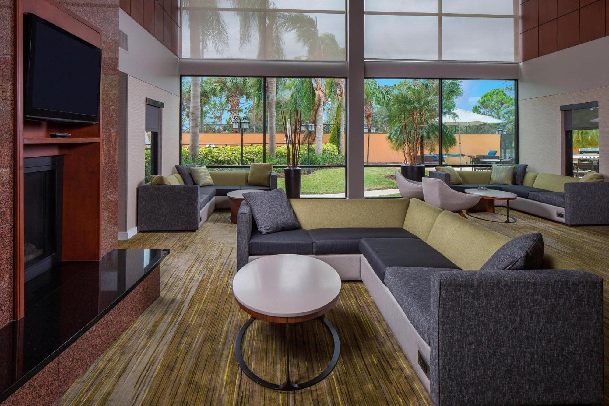 Courtyard By Marriott Daytona Beach Speedway/Airport Ngoại thất bức ảnh