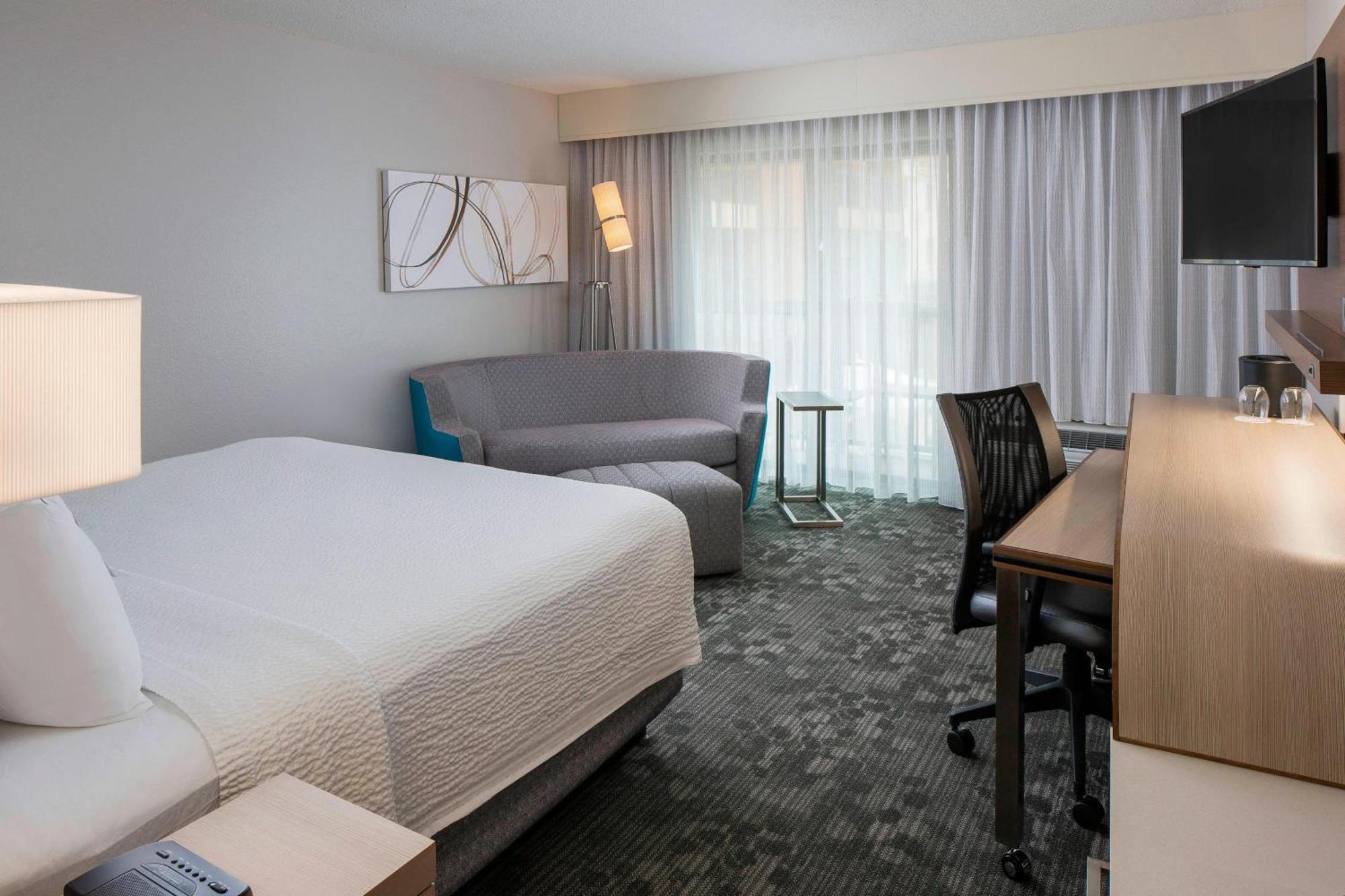 Courtyard By Marriott Daytona Beach Speedway/Airport Ngoại thất bức ảnh